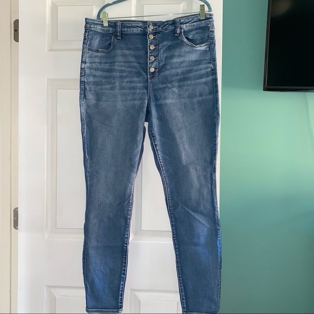 American Eagle Super Hi-Rise Jegging